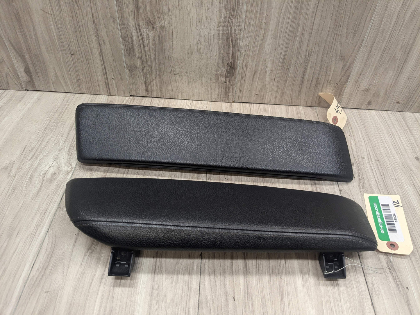 17-23 OEM BMW G30 530 540 M550 Retractable Armrest Tray Console Leather Black