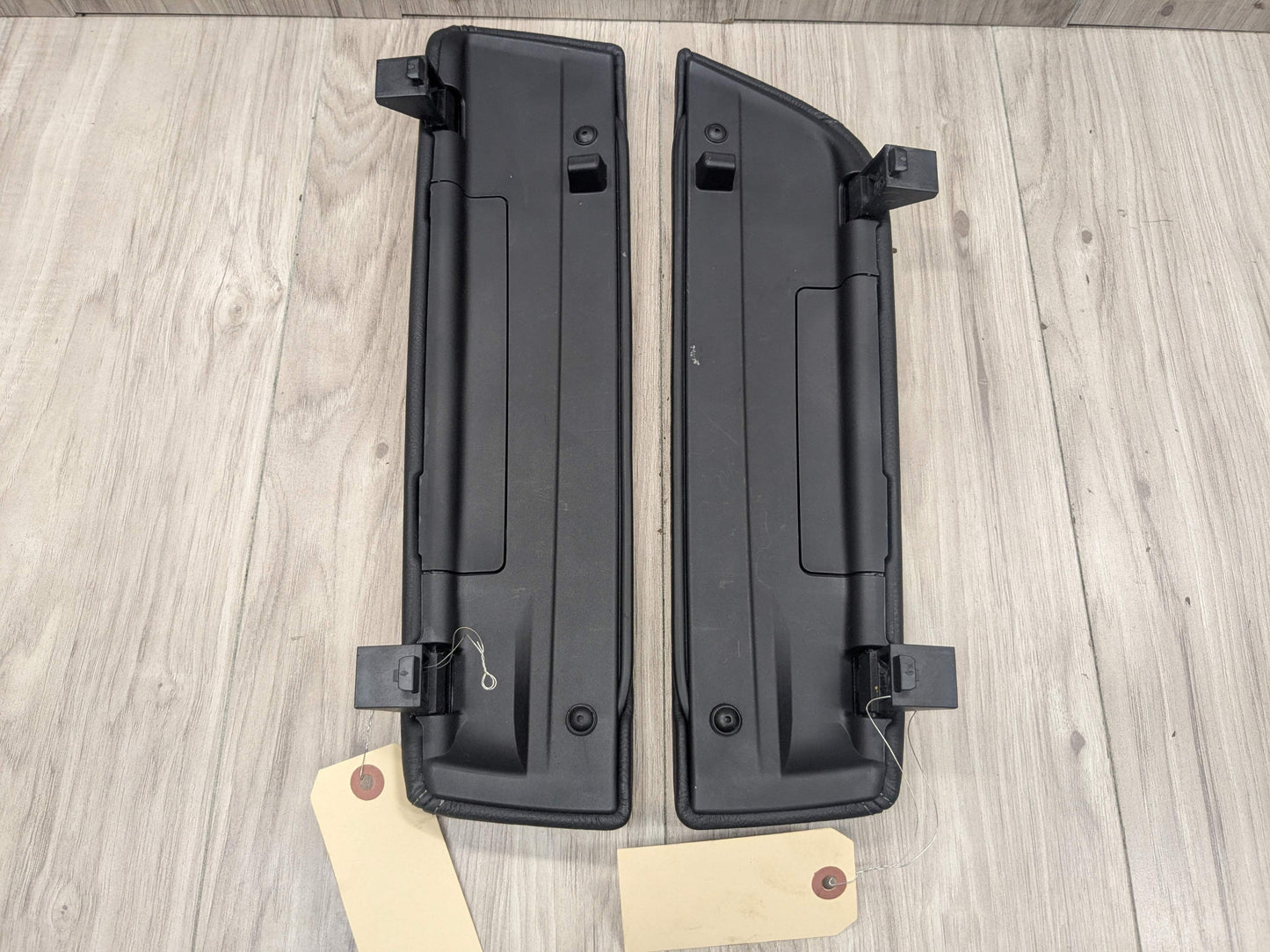 17-23 OEM BMW G30 530 540 M550 Retractable Armrest Tray Console Leather Black