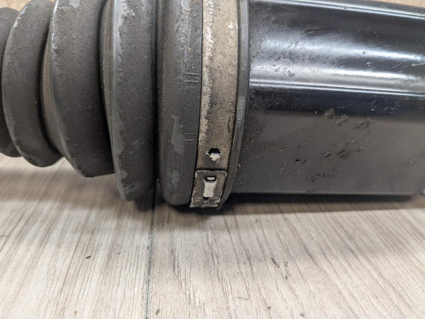 18-20 OEM BMW G30 M550iX Front Right Passenger Side Output Half Shaft CV Axle