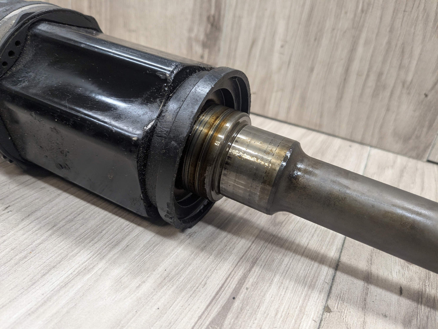 18-20 OEM BMW G30 M550iX Front Right Passenger Side Output Half Shaft CV Axle