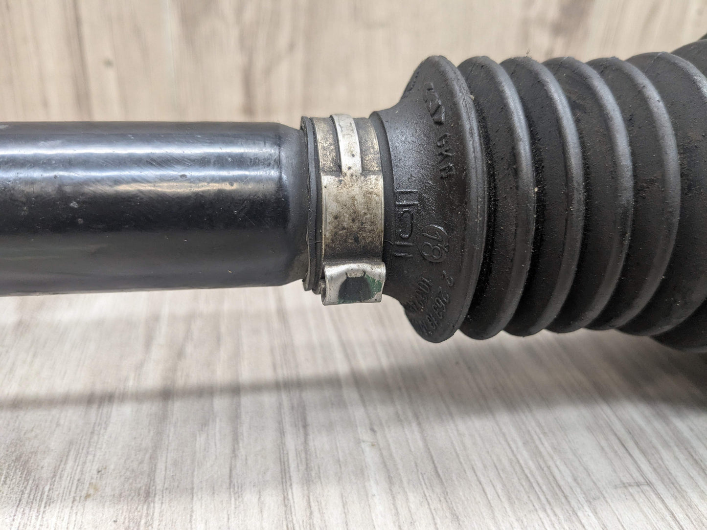 18-20 OEM BMW G30 M550iX Front Right Passenger Side Output Half Shaft CV Axle