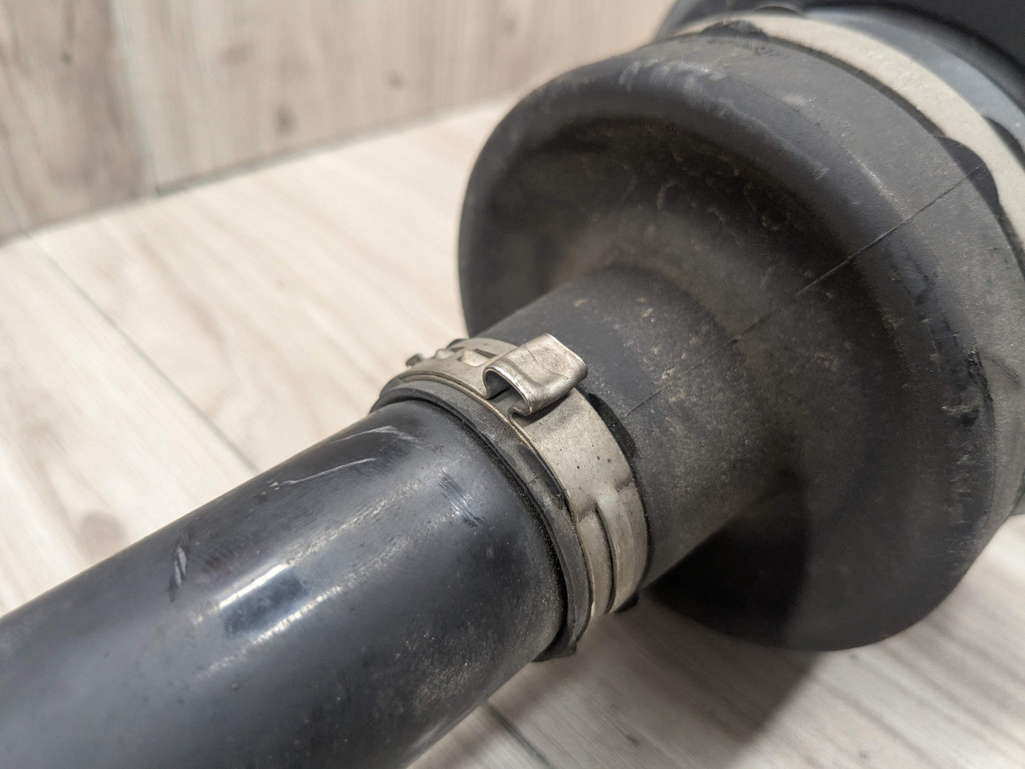 18-20 OEM BMW G30 M550iX AWD Rear Right Passenger Side Output Half Shaft CV Axle