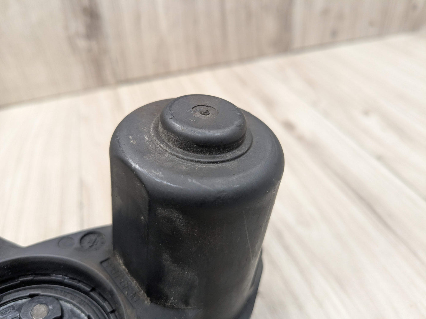 OEM BMW F90 G07 G12 G30 G80 G82 G83 M3 M4 M8 Rear Parking Brake Actuator Motor