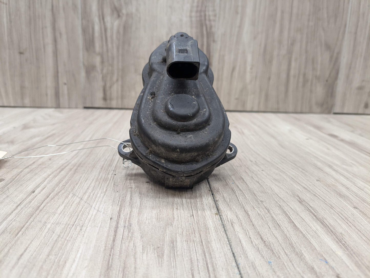 OEM BMW F90 G07 G12 G30 G80 G82 G83 M3 M4 M8 Rear Parking Brake Actuator Motor