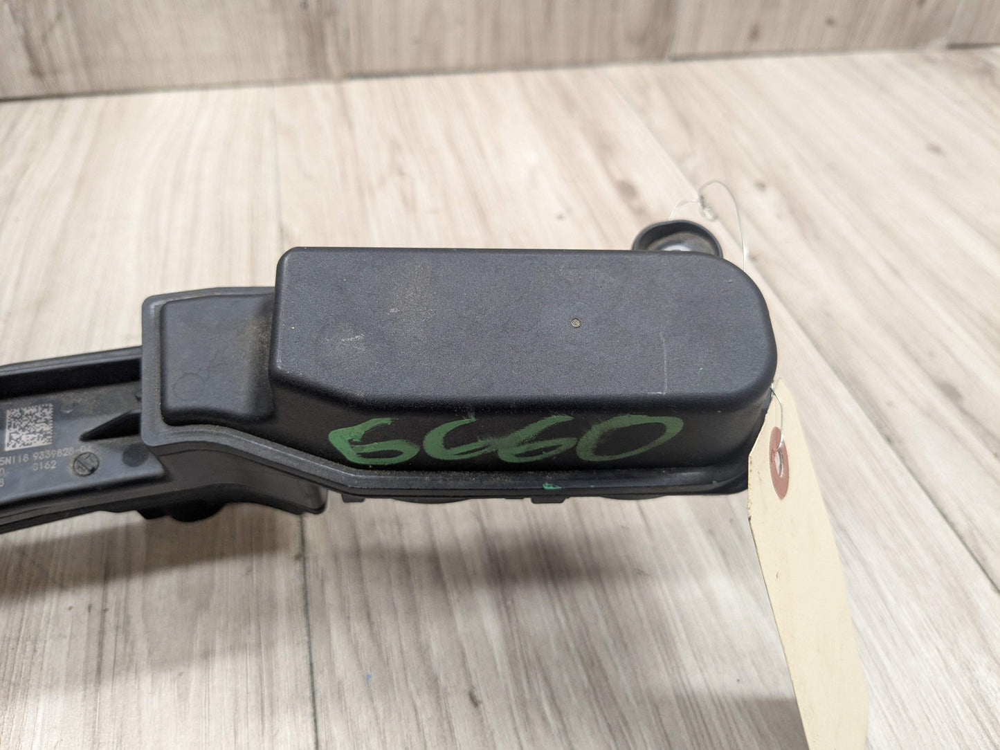 PRE-LCI OEM BMW G01 G12 G30 Front Battery Voltage Jump Start Junction Terminal