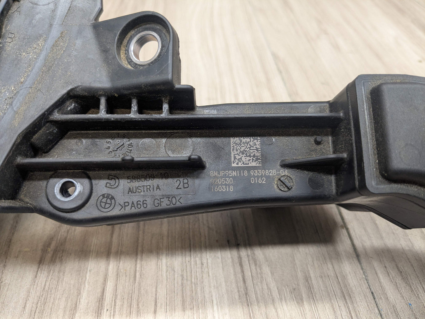 PRE-LCI OEM BMW G01 G12 G30 Front Battery Voltage Jump Start Junction Terminal