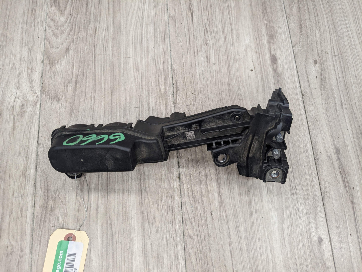 PRE-LCI OEM BMW G01 G12 G30 Front Battery Voltage Jump Start Junction Terminal