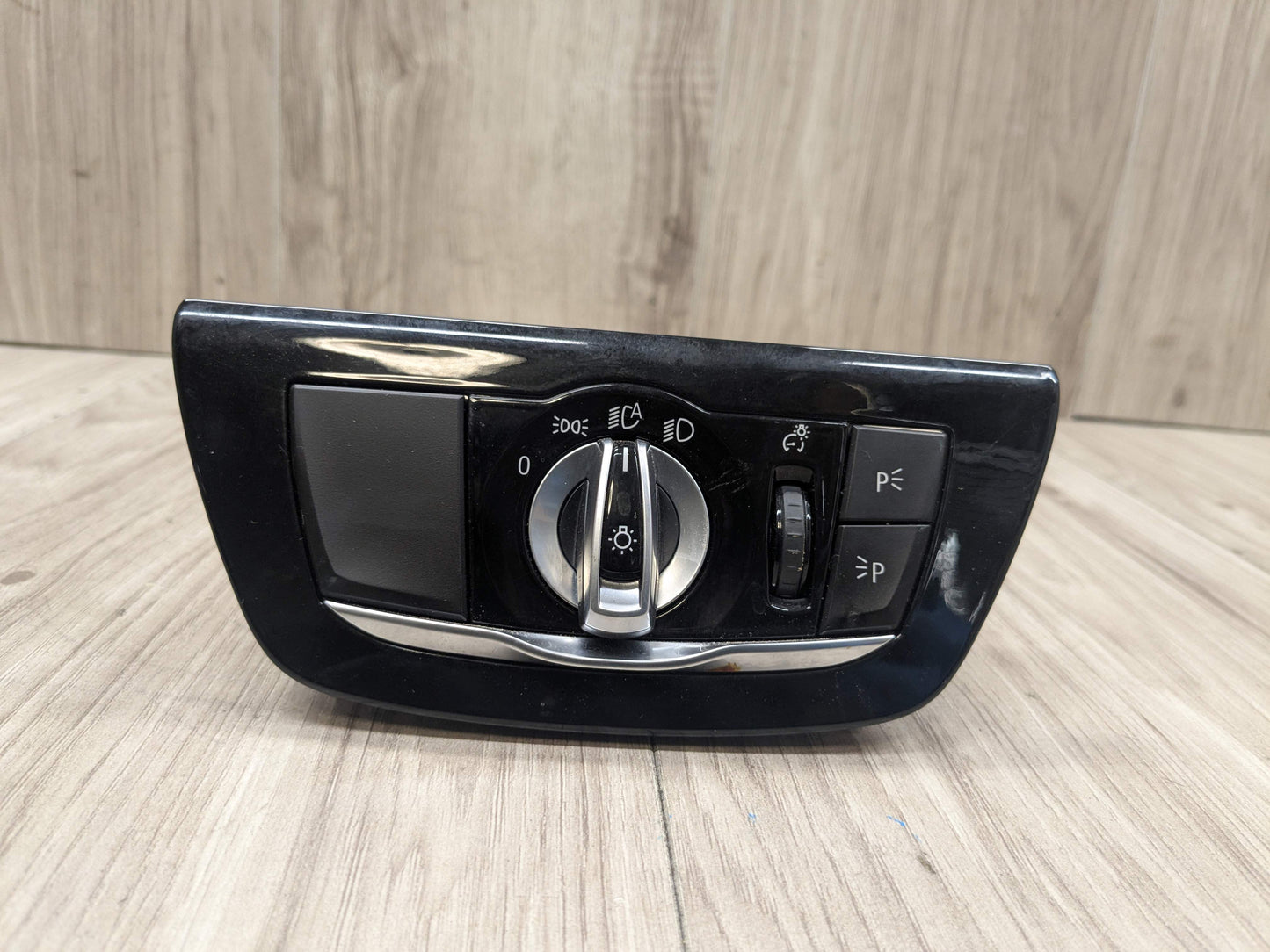 OEM BMW F90 G30 G32 530 540 M550 M5 Headlight Switch Control Panel Light Module