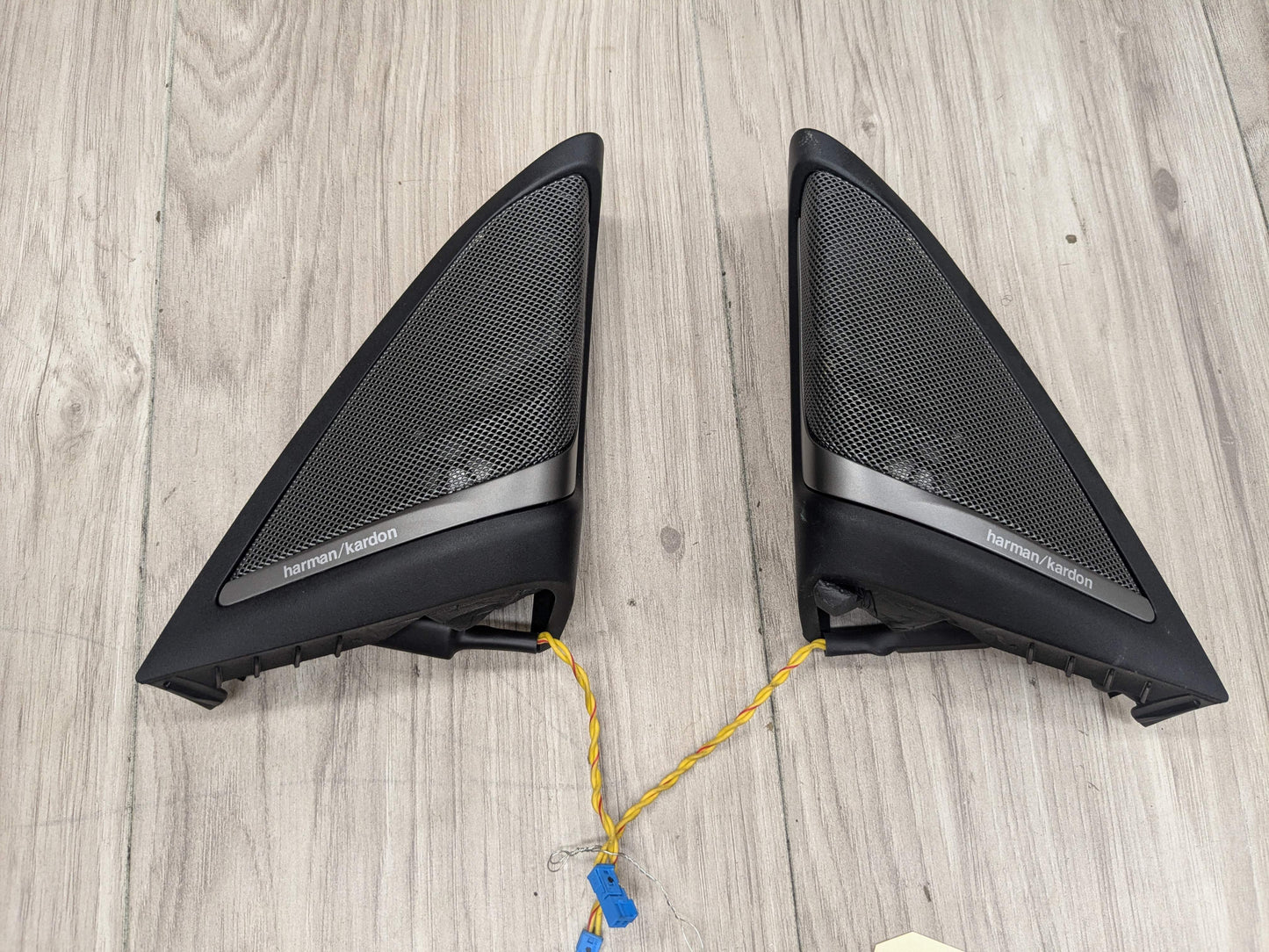 OEM BMW F90 G30 530 540 M550 HARMAN KARDON Left Right Door Speaker Tweeter PAIR