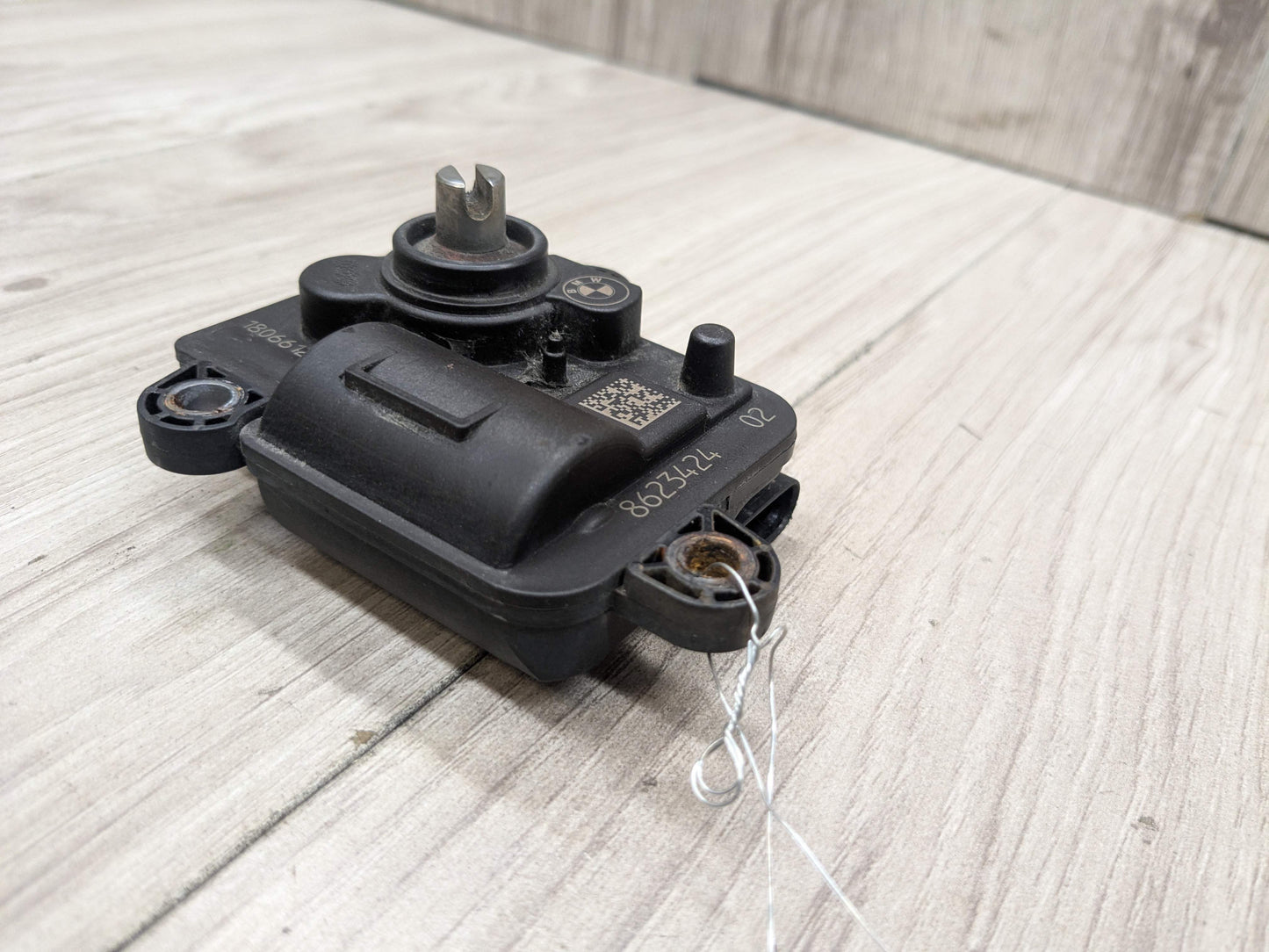 OEM BMW G01 G02 G11 G12 G14 G15 G30 X3 Muffler Exhaust Flap Actuator Drive Motor