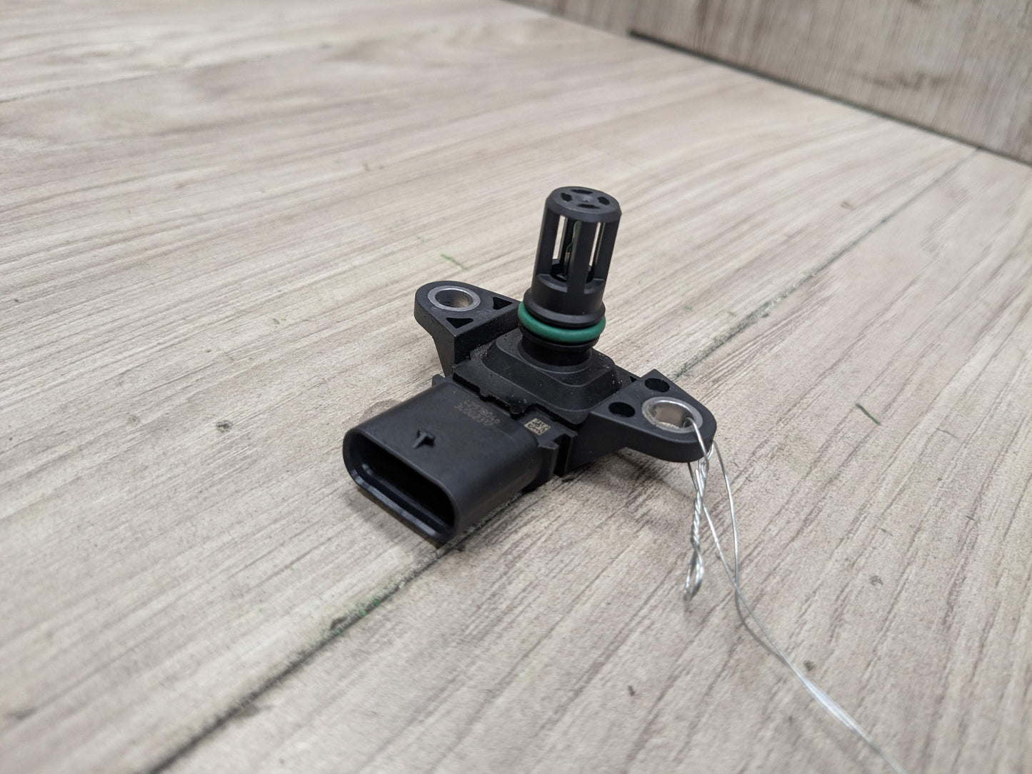 OEM BMW E90 E92 F30 F80 Engine N54 N55 Engine MAP Manifold Air Pressure Sensor