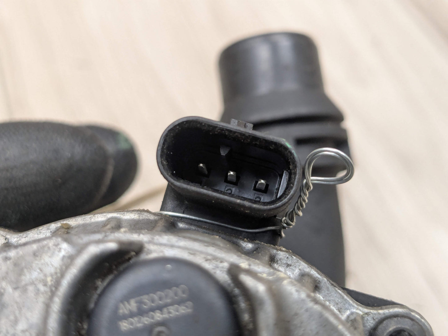 16-24 OEM BMW F90 G11 G12 G30 M5 Engine Electric Auxiliary Water Coolant Pump