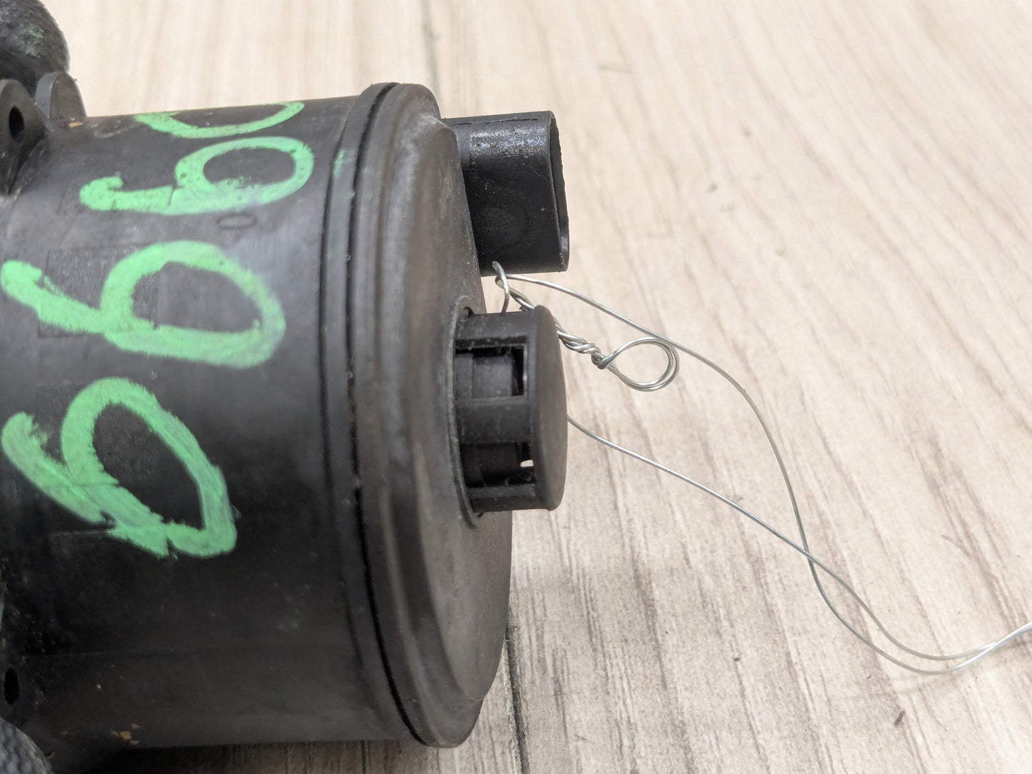 16-19 OEM BMW G11 G12 G30 M550 750 M760 Auxiliary Electric Coolant Water Pump