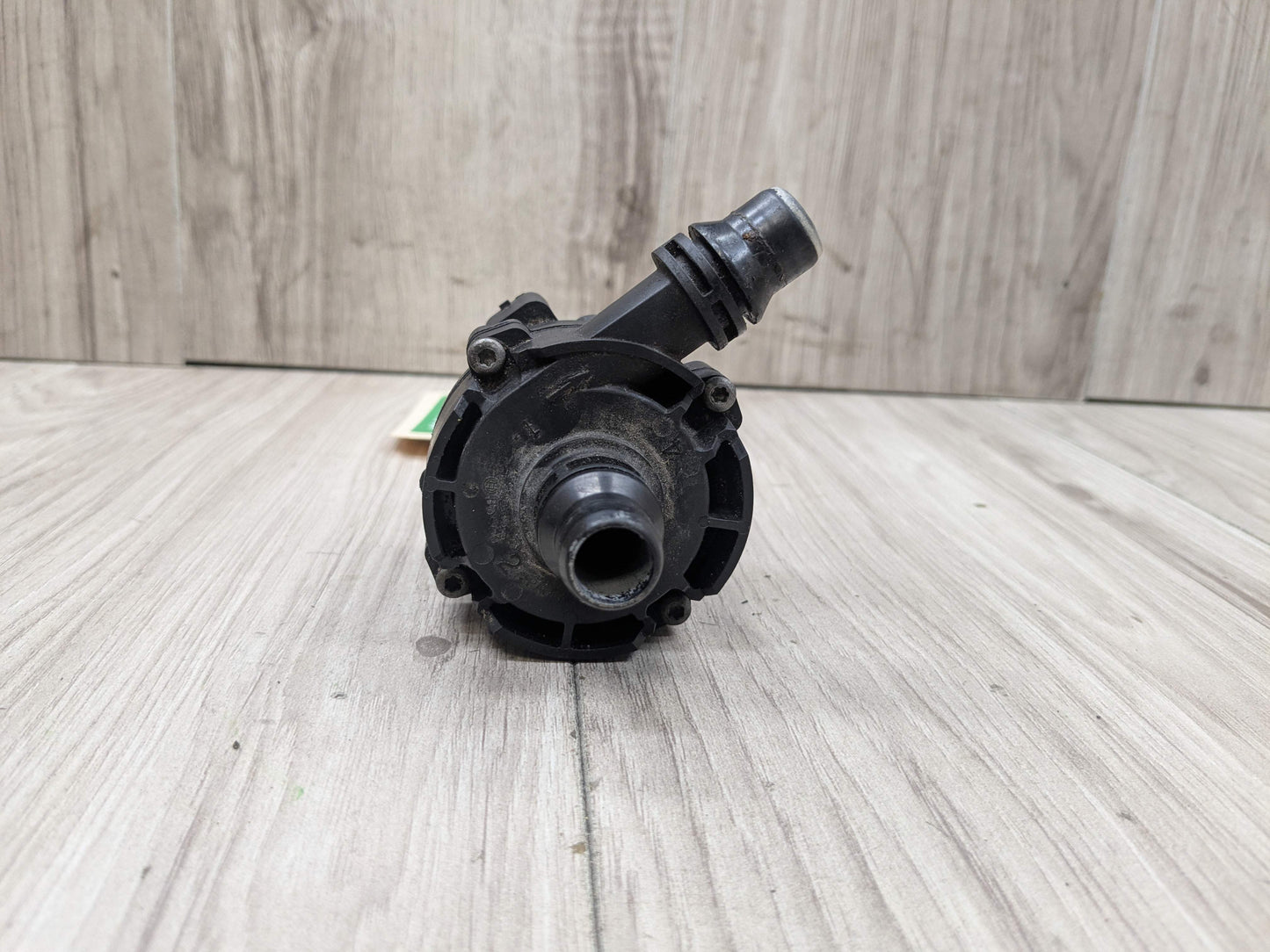 16-19 OEM BMW G11 G12 G30 M550 750 M760 Auxiliary Electric Coolant Water Pump