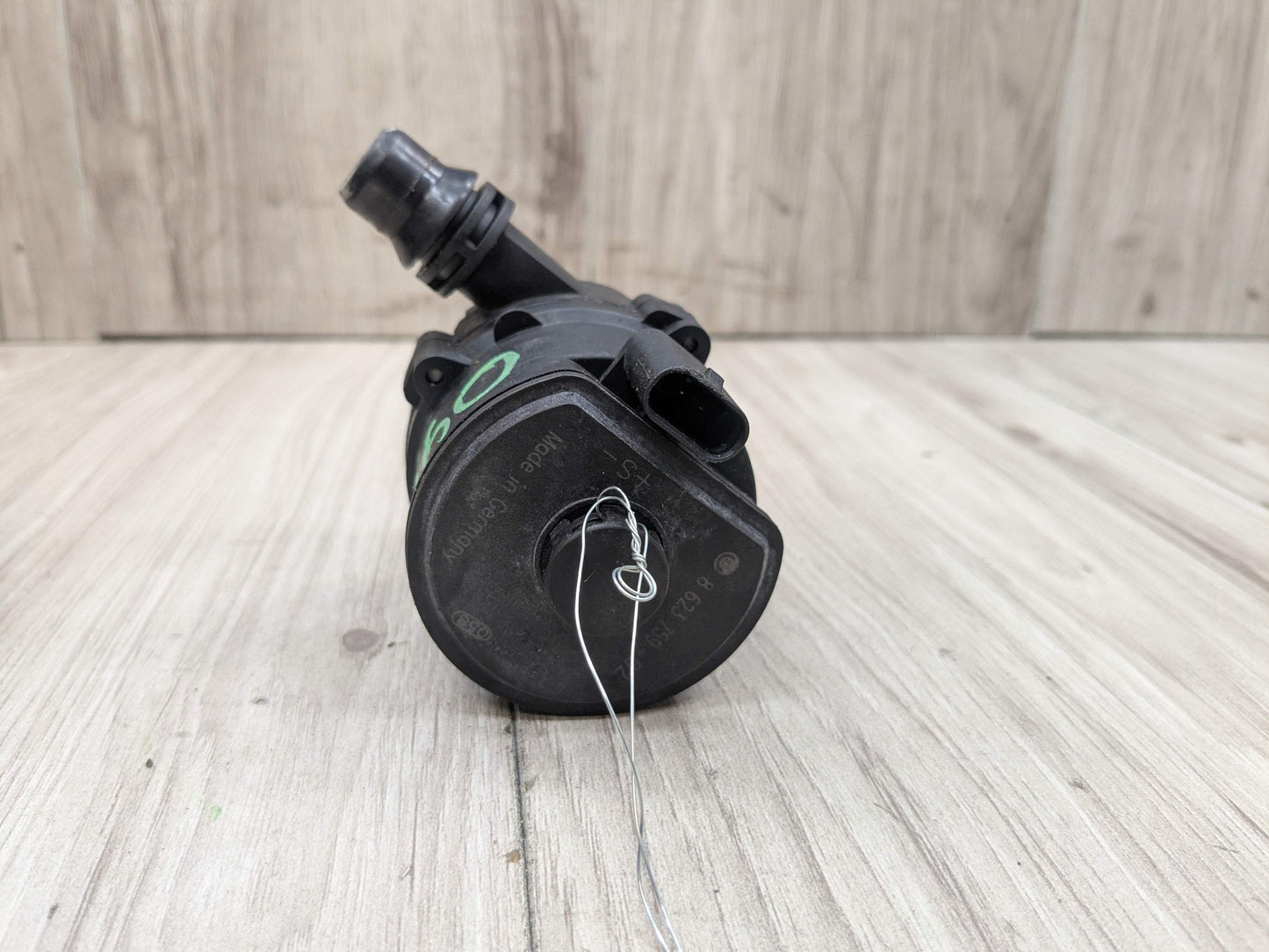 16-19 OEM BMW G11 G12 G30 M550 750 M760 Auxiliary Electric Coolant Water Pump