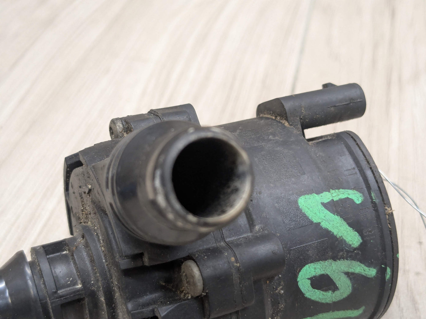 OEM BMW F90 F93 G11 G12 G16 G30 M5 Engine Electric Auxiliary Water Coolant Pump