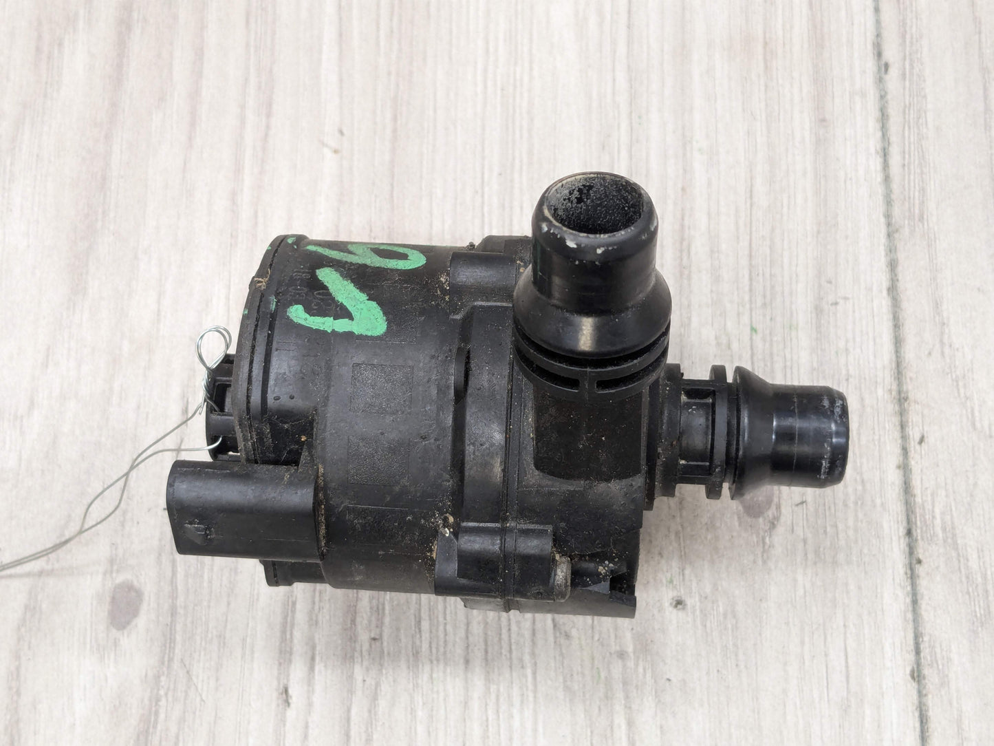 OEM BMW F90 F93 G11 G12 G16 G30 M5 Engine Electric Auxiliary Water Coolant Pump
