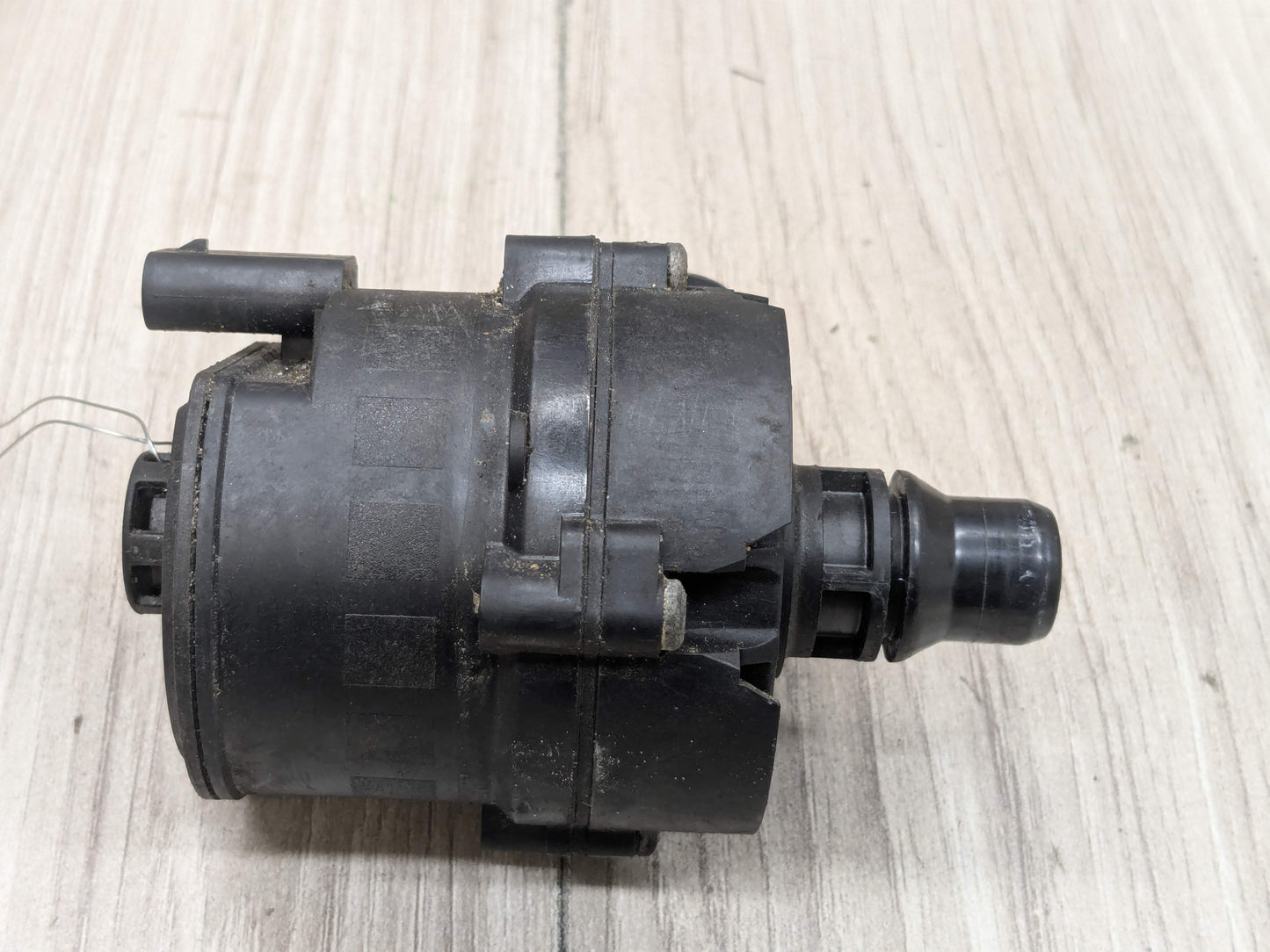 OEM BMW F90 F93 G11 G12 G16 G30 M5 Engine Electric Auxiliary Water Coolant Pump