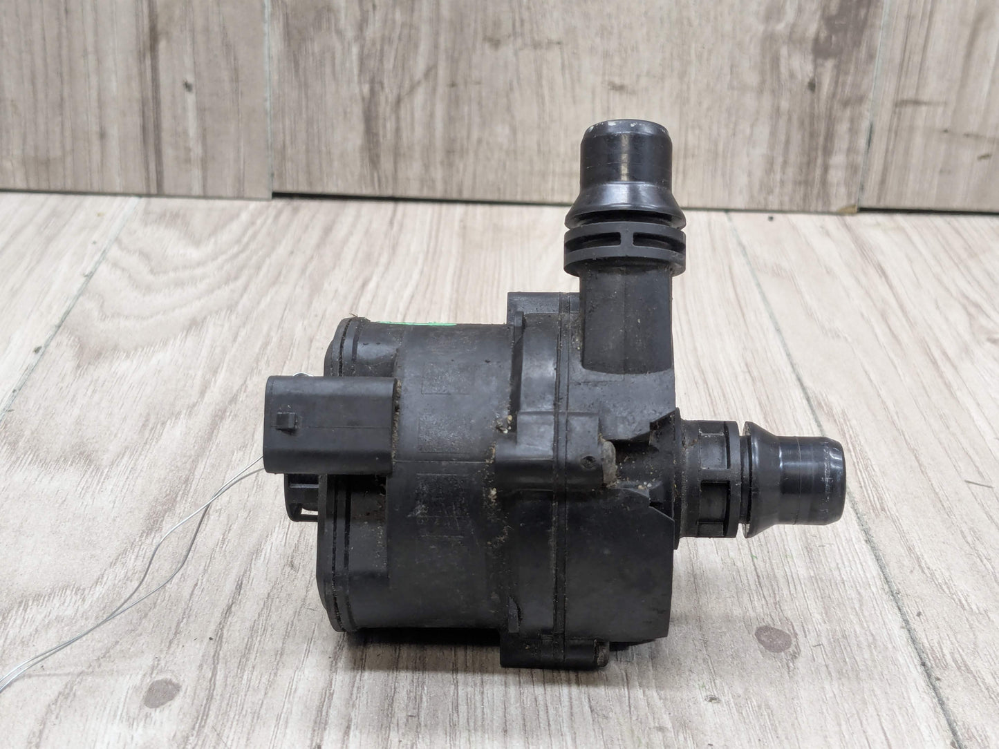 OEM BMW F90 F93 G11 G12 G16 G30 M5 Engine Electric Auxiliary Water Coolant Pump