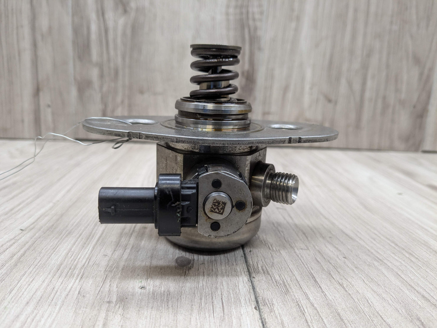 16-20 OEM BMW G11 G12 750 G30 M550 Engine N63R HPFP High Pressure Fuel Pump 1-4