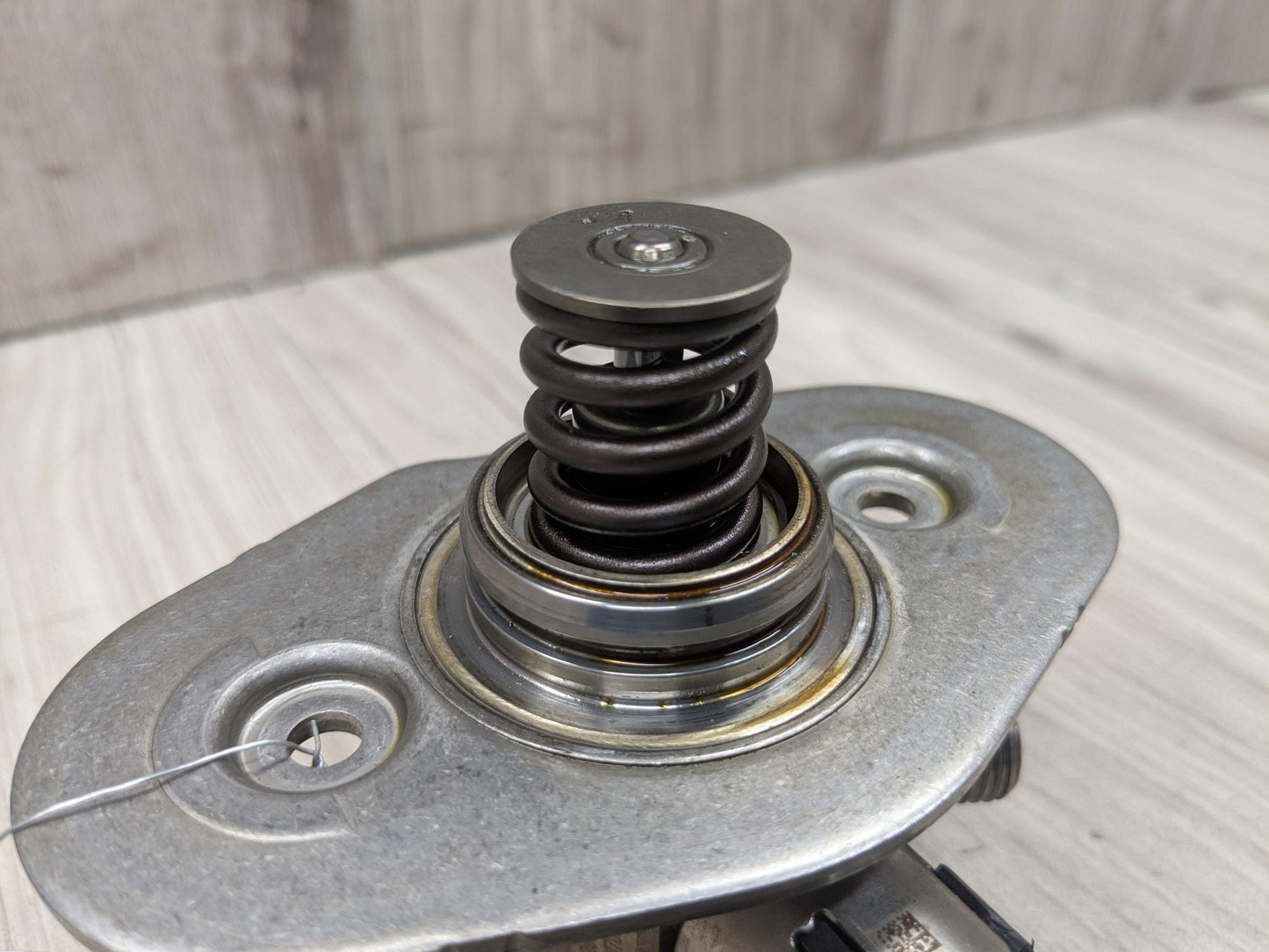 16-20 OEM BMW G11 G12 750 G30 M550 Engine N63R HPFP High Pressure Fuel Pump 1-4