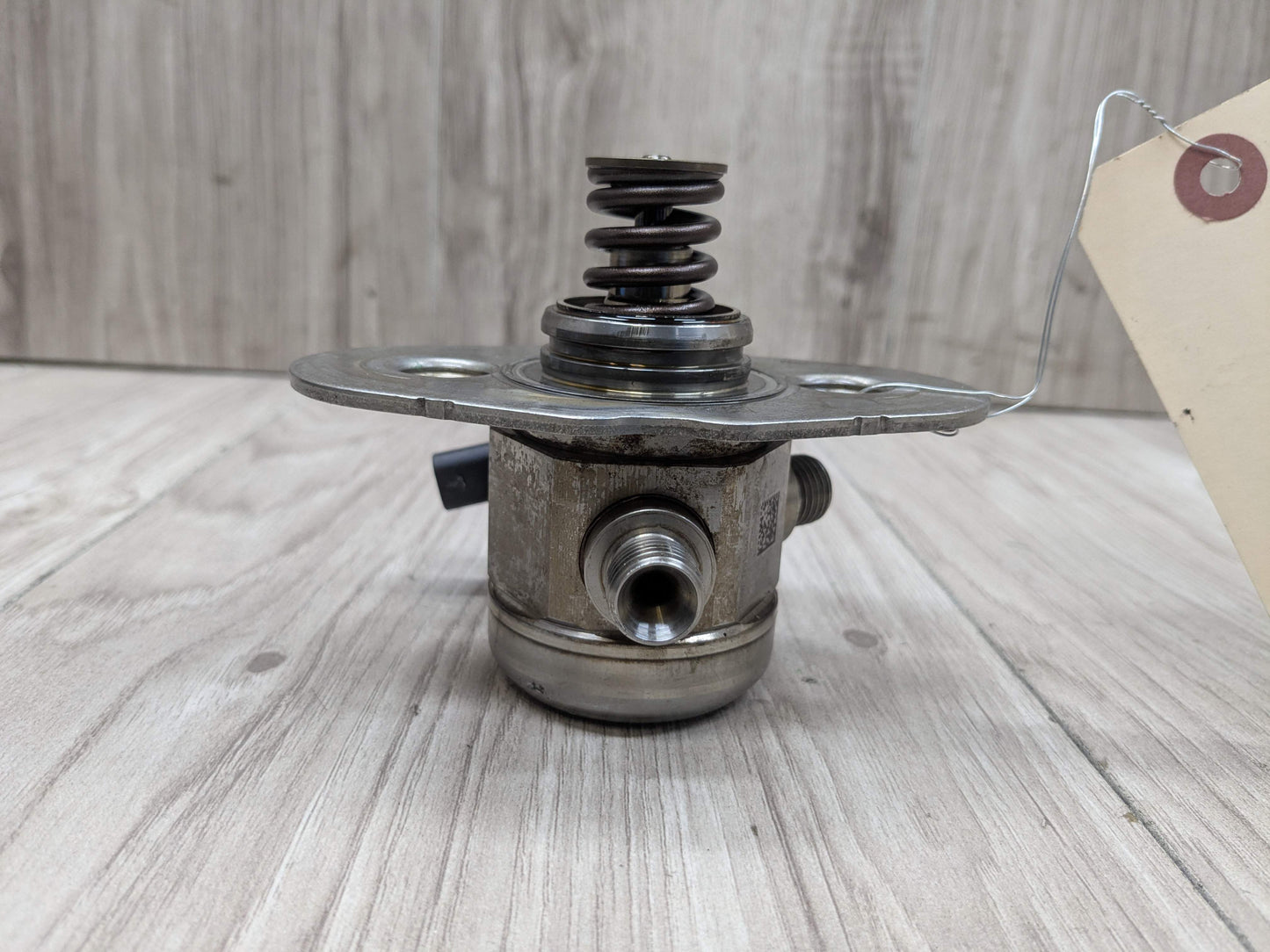 16-20 OEM BMW G11 G12 750 G30 M550 Engine N63R HPFP High Pressure Fuel Pump 5-8