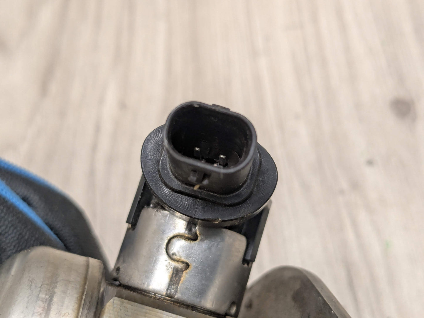 16-20 OEM BMW G11 G12 750 G30 M550 Engine N63R HPFP High Pressure Fuel Pump 5-8