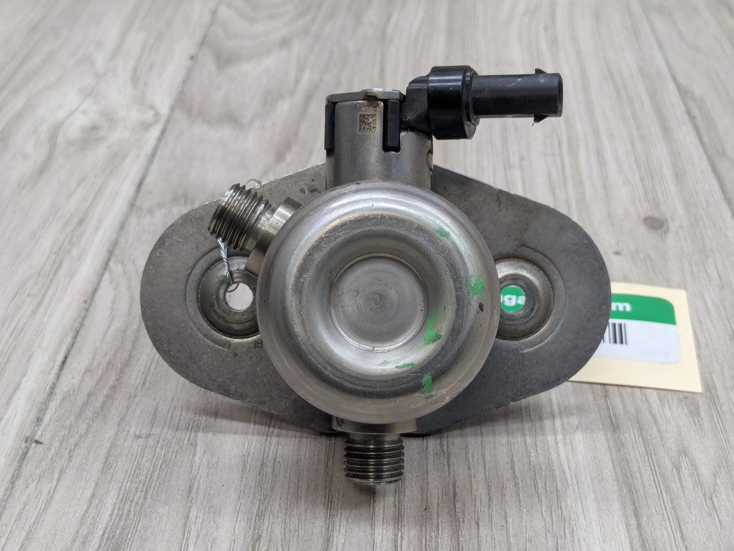 16-20 OEM BMW G11 G12 750 G30 M550 Engine N63R HPFP High Pressure Fuel Pump 5-8