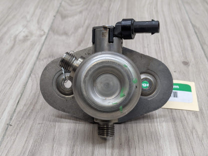 16-20 OEM BMW G11 G12 750 G30 M550 Engine N63R HPFP High Pressure Fuel Pump 5-8