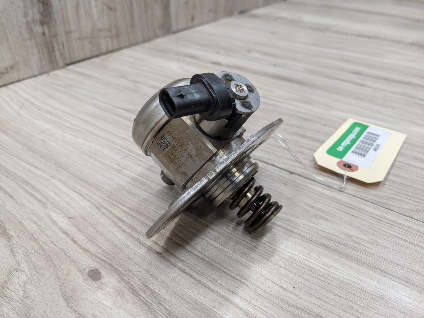 16-20 OEM BMW G11 G12 750 G30 M550 Engine N63R HPFP High Pressure Fuel Pump 5-8