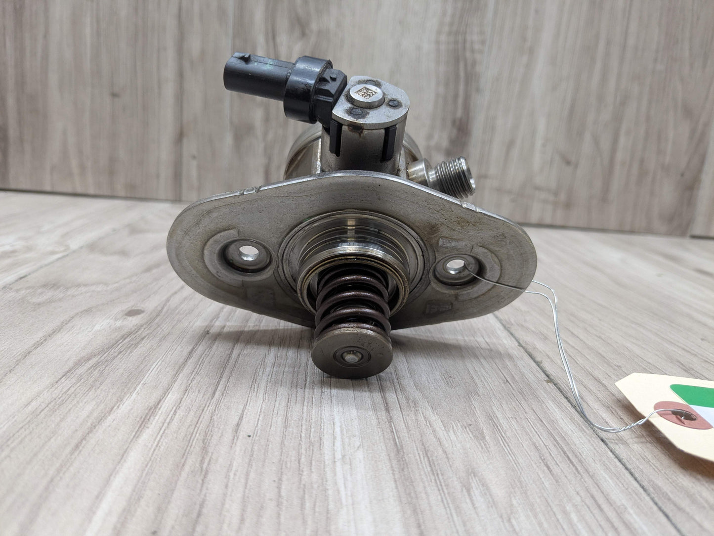 16-20 OEM BMW G11 G12 750 G30 M550 Engine N63R HPFP High Pressure Fuel Pump 5-8