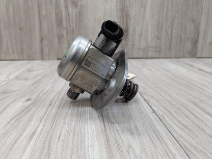 16-20 OEM BMW G11 G12 750 G30 M550 Engine N63R HPFP High Pressure Fuel Pump 5-8