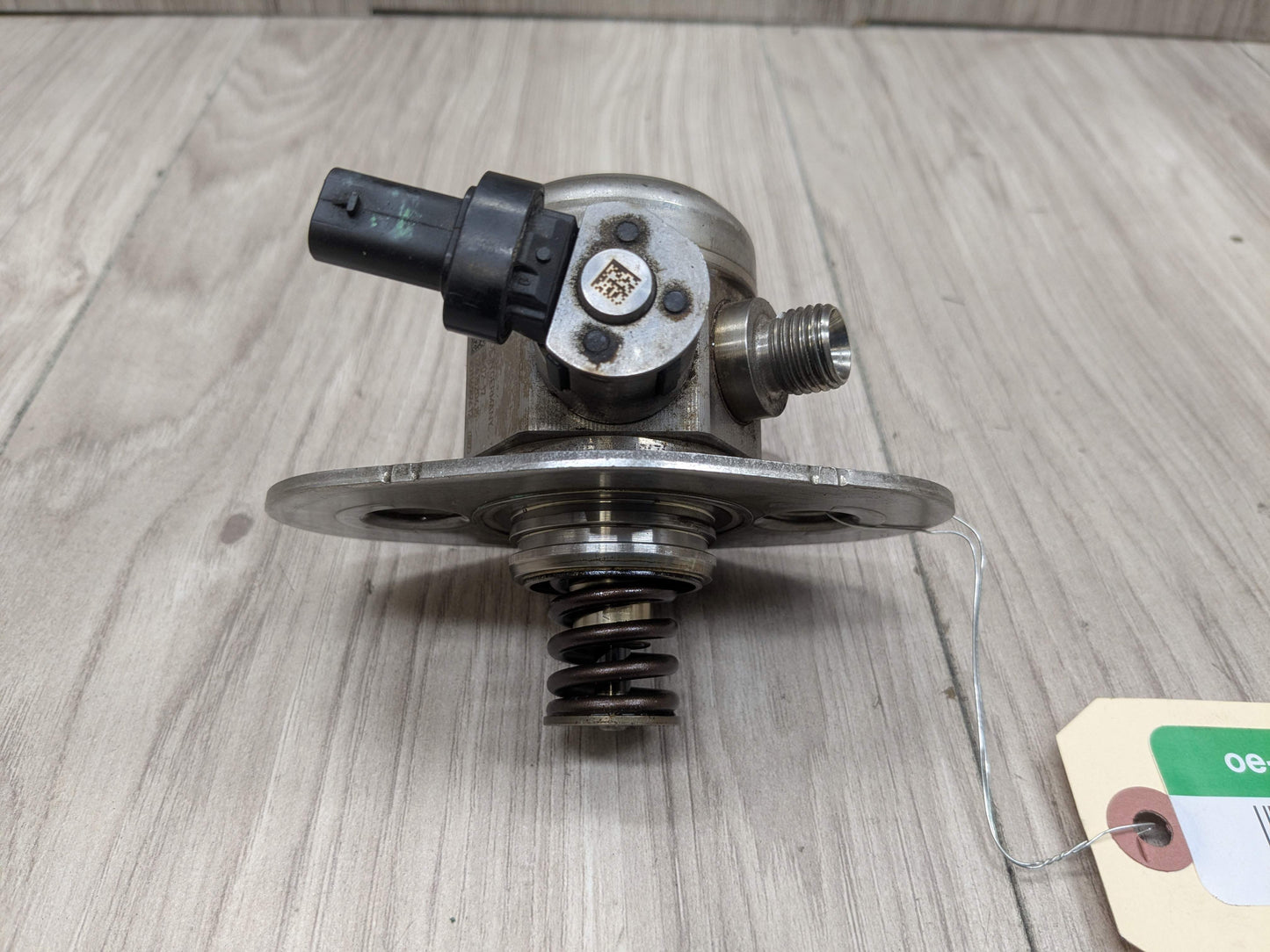 16-20 OEM BMW G11 G12 750 G30 M550 Engine N63R HPFP High Pressure Fuel Pump 5-8