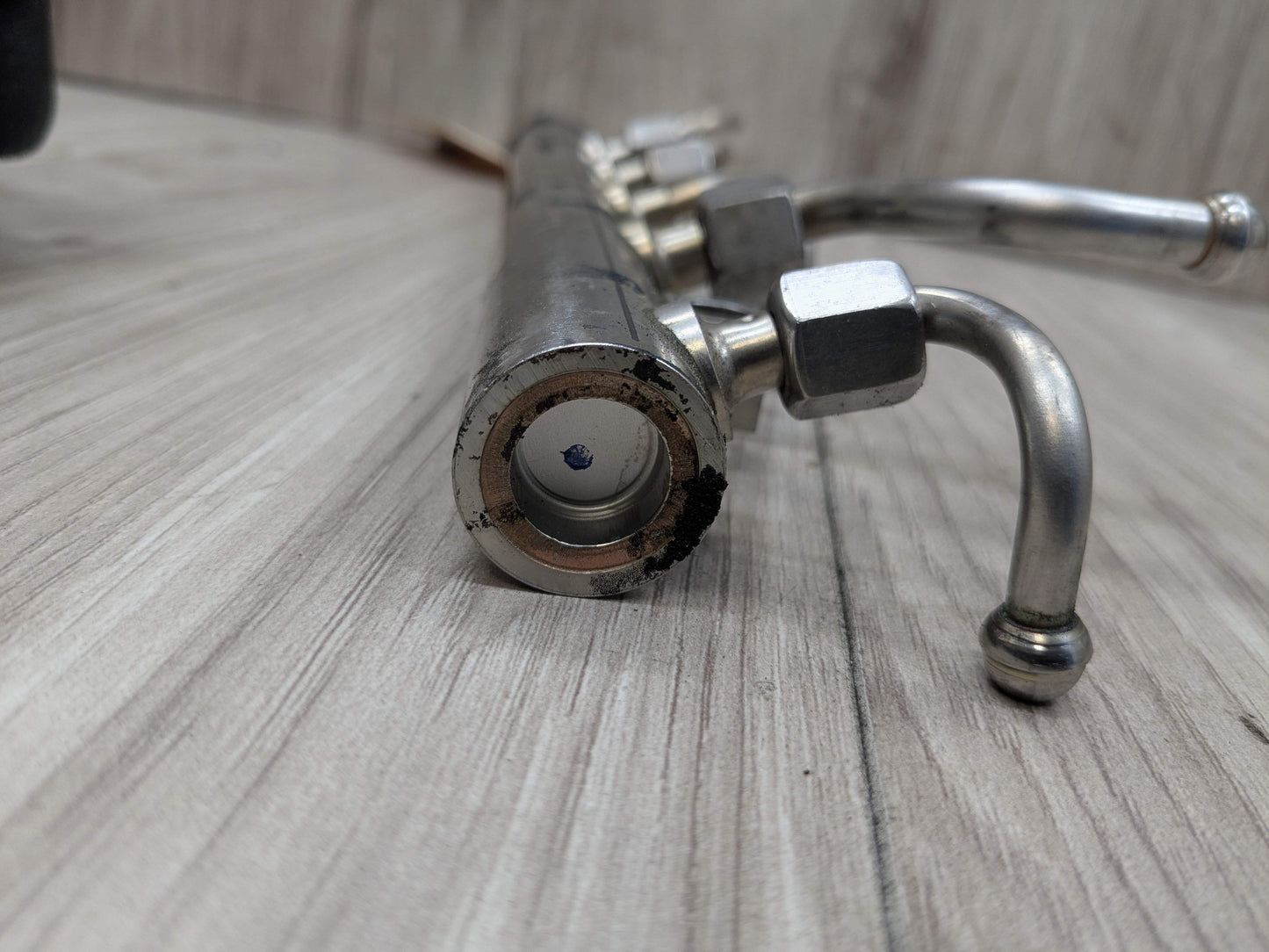 PRE-LCI OEM BMW G12 750 G30 M550 Engine N63R Left Fuel Injector Rail Lines 1-4