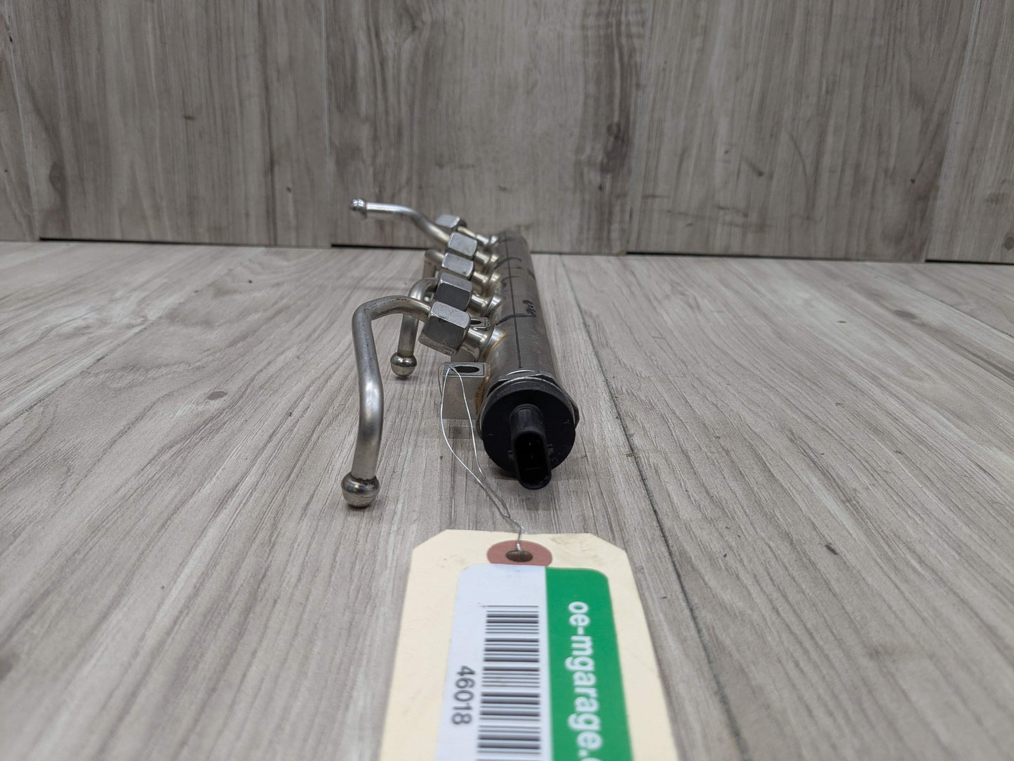 PRE-LCI OEM BMW G12 750 G30 M550 Engine N63R Left Fuel Injector Rail Lines 1-4