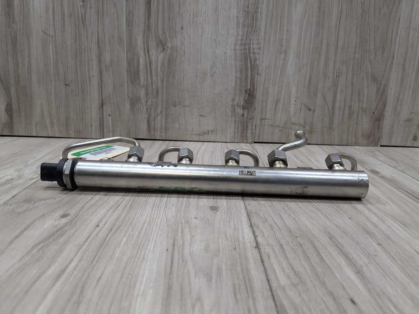 PRE-LCI OEM BMW G12 750 G30 M550 Engine N63R Left Fuel Injector Rail Lines 1-4