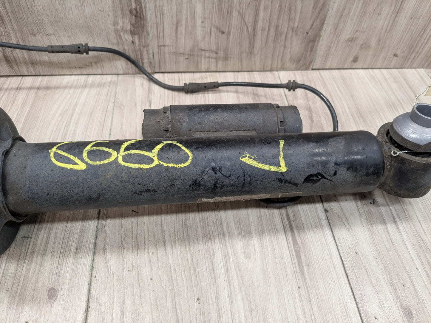 17-23 OEM BMW G30 M550 Rear Left Driver Side Spring Strut Shock Absorber VDC