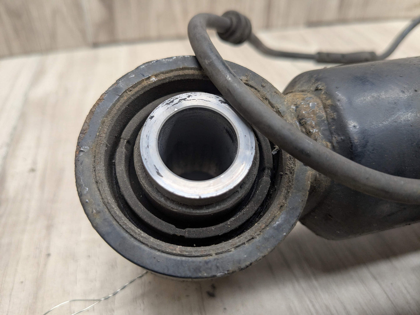 17-23 OEM BMW G30 M550 Rear Right Passenger Side Spring Strut Shock Absorber VDC