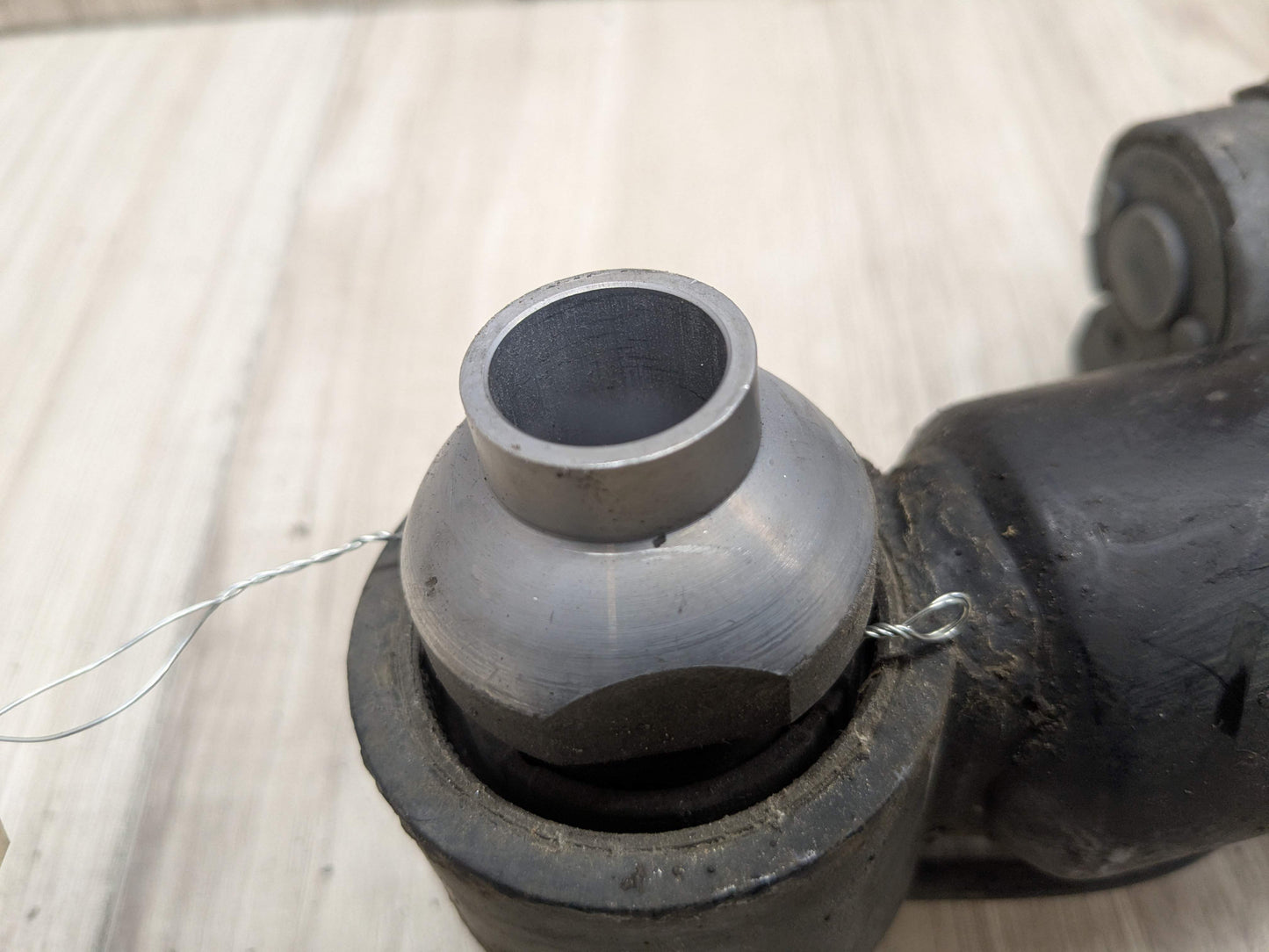 17-23 OEM BMW G30 M550 Rear Right Passenger Side Spring Strut Shock Absorber VDC