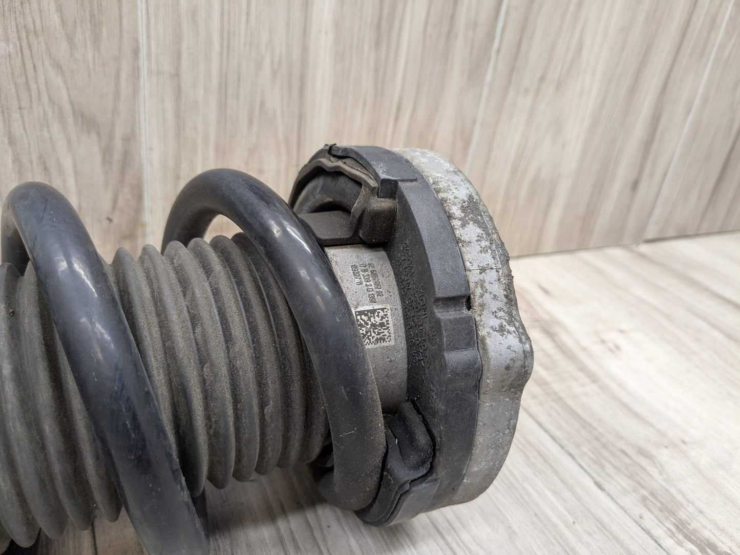 17-23 OEM BMW G30 M550iX Front Left Driver Spring Strut Shock Absorber VDC