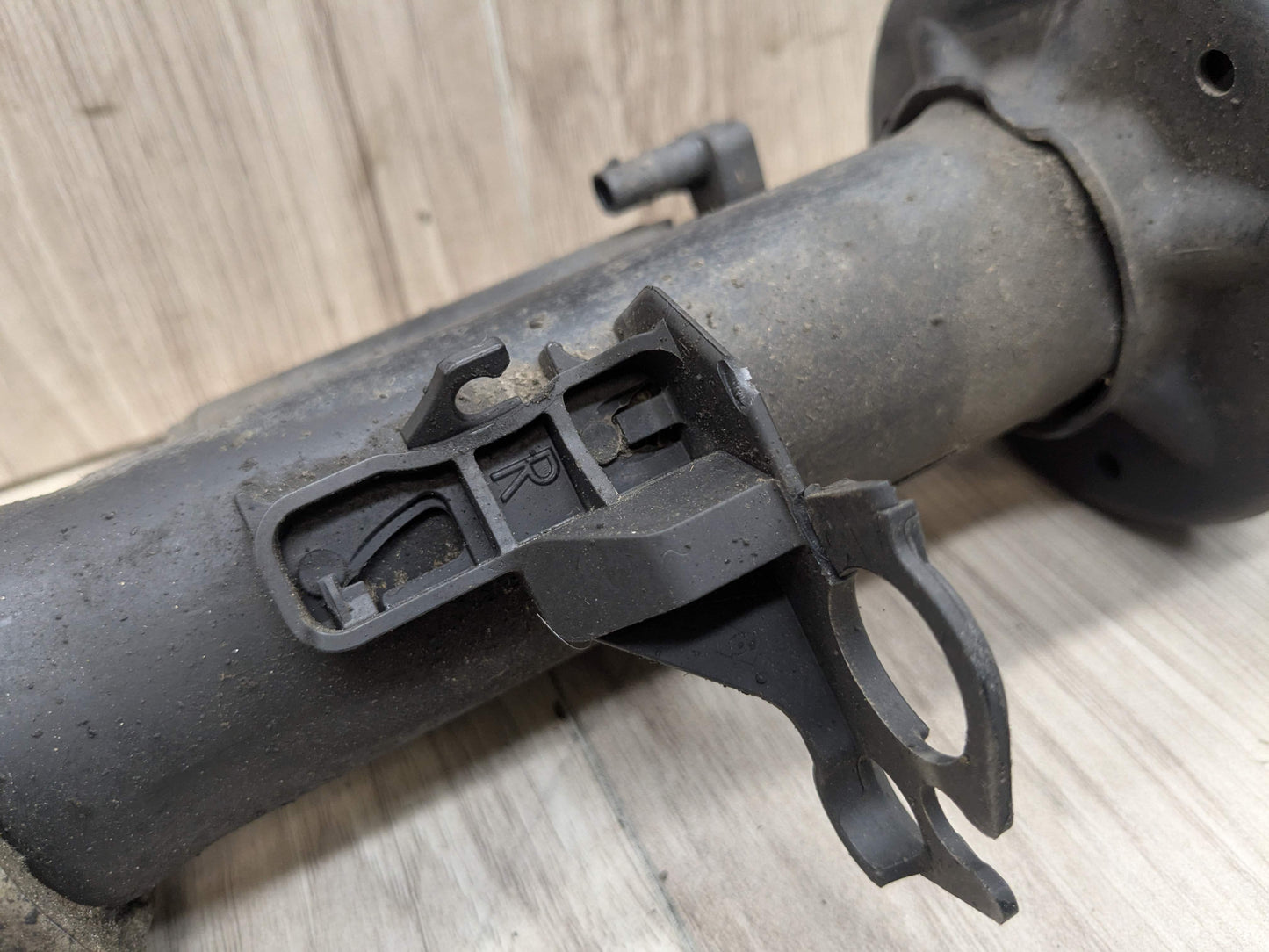 17-23 OEM BMW G30 M550iX Front Right Passenger Spring Strut Shock Absorber VDC