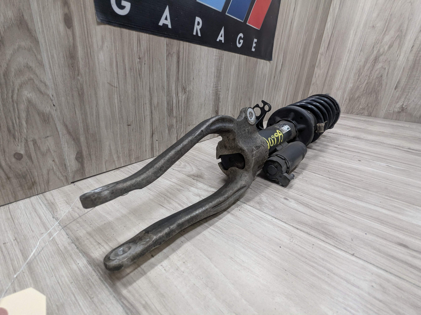 17-23 OEM BMW G30 M550iX Front Right Passenger Spring Strut Shock Absorber VDC