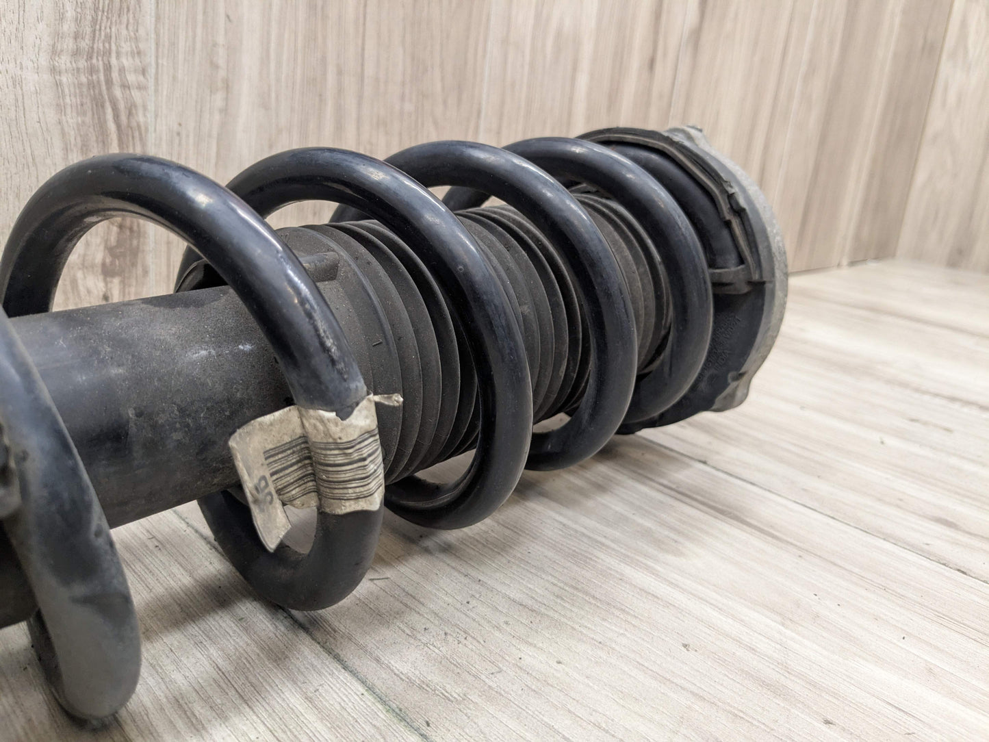 17-23 OEM BMW G30 M550iX Front Right Passenger Spring Strut Shock Absorber VDC