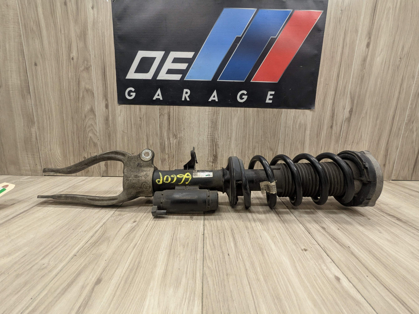 17-23 OEM BMW G30 M550iX Front Right Passenger Spring Strut Shock Absorber VDC