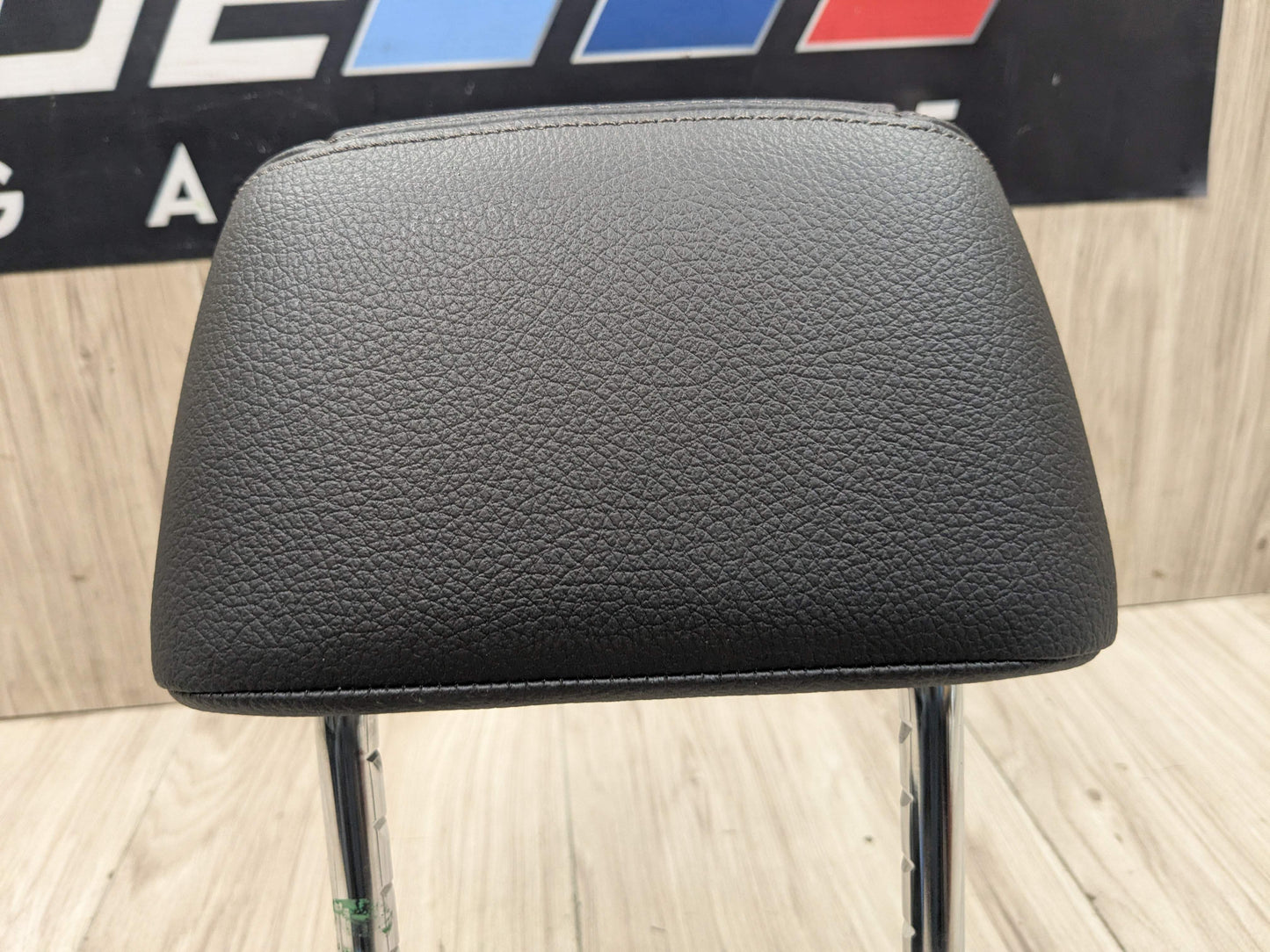 17-23 OEM BMW G30 530 540 550 Rear Left Driver Right Passenger Headrest Black