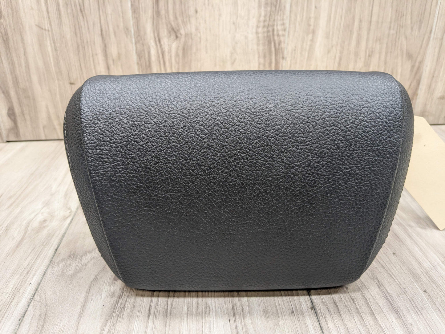 17-23 OEM BMW G30 530 540 M550 Rear Center Headrest Head Rest Black