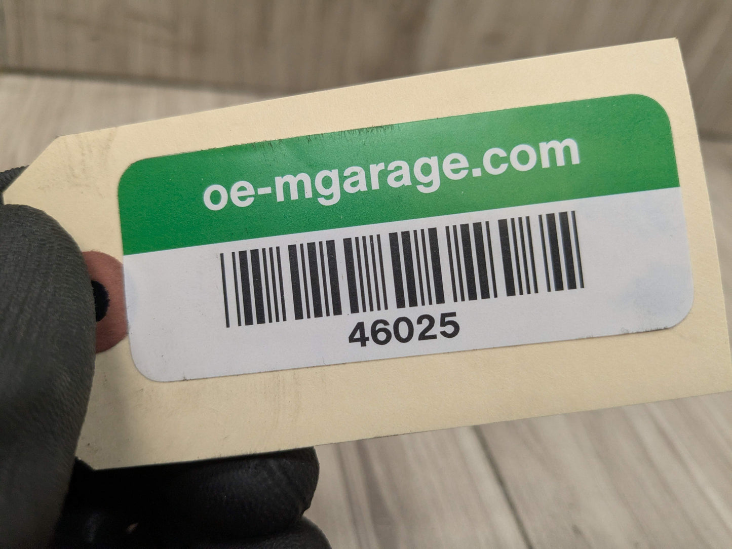 17-23 OEM BMW G30 530 540 M550 Rear Center Headrest Head Rest Black