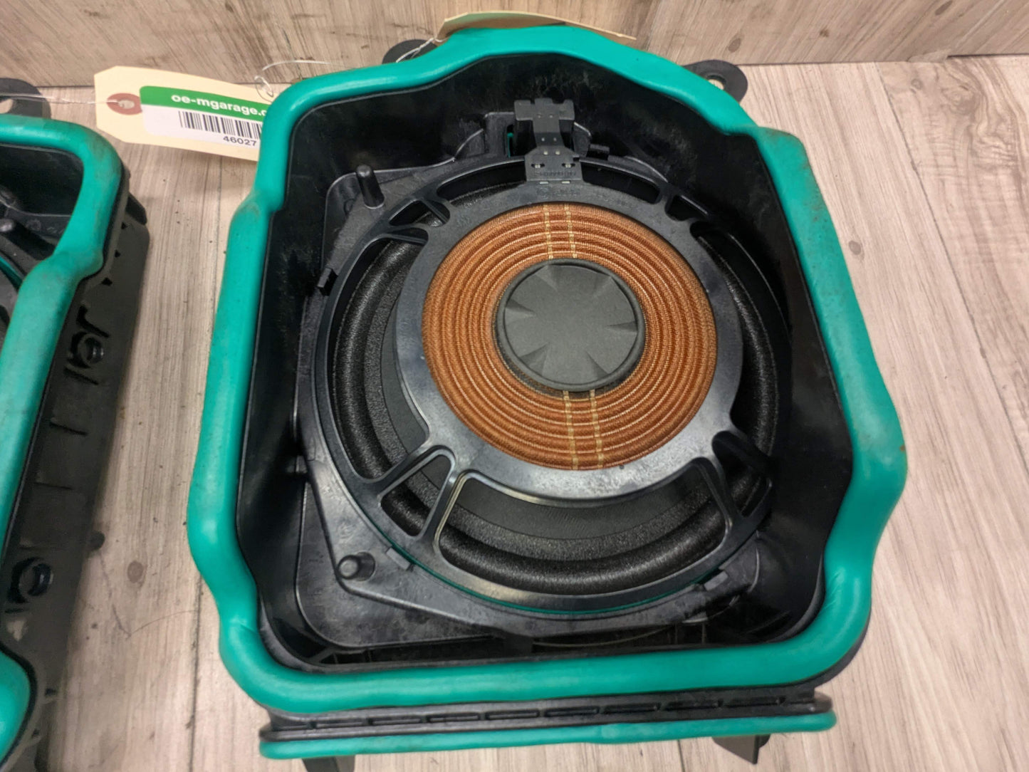 16-19 OEM BMW G30 G12 F90 Front Left Subwoofer Audio Speaker Harman Kardon SET