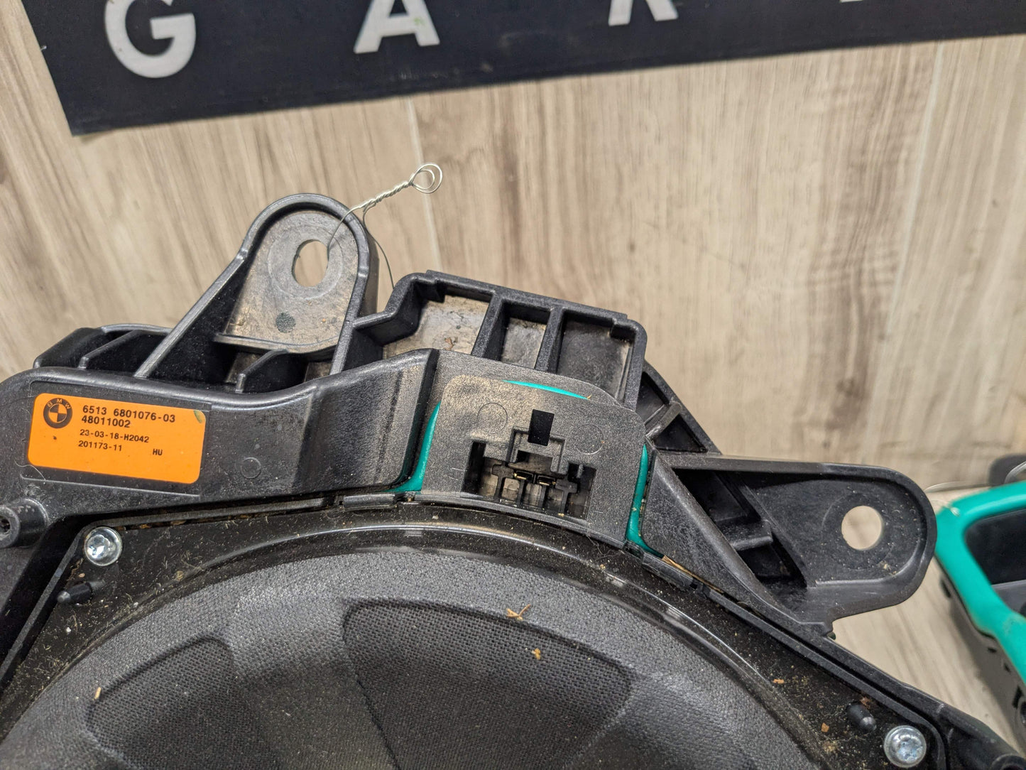 16-19 OEM BMW G30 G12 F90 Front Left Subwoofer Audio Speaker Harman Kardon SET