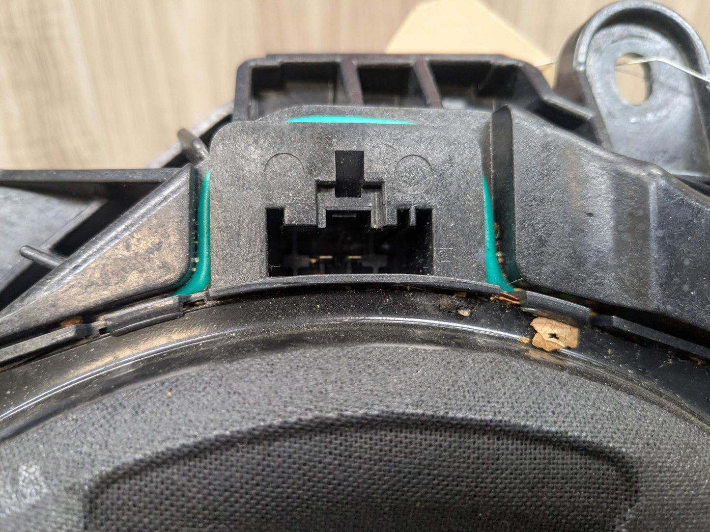 16-19 OEM BMW G30 G12 F90 Front Left Subwoofer Audio Speaker Harman Kardon SET